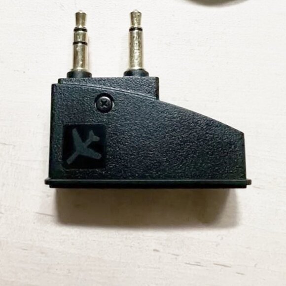 BOSE QC 35 Wireless Noise Cancelling Headphones - EUC - Plus Xtra Ear Pads - Picture 9 of 16